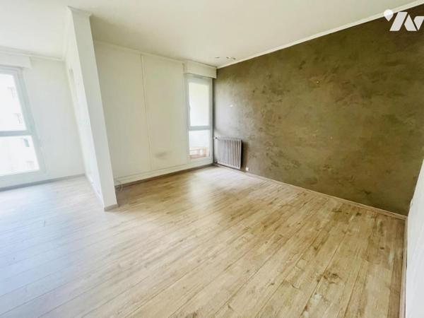 Appartement T4 avec balcon et parking