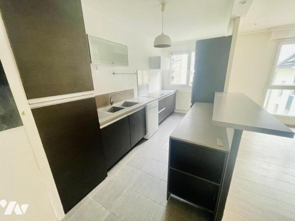 Appartement T4 avec balcon et parking