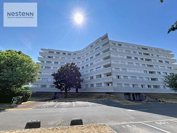 Appartement Olivet  VAL - Résidence Le Concorde - T4  - 74.20 m2 - Balcon - Ascenseur - Parking privé