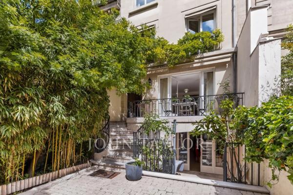 Hôtel particulier avec jardin