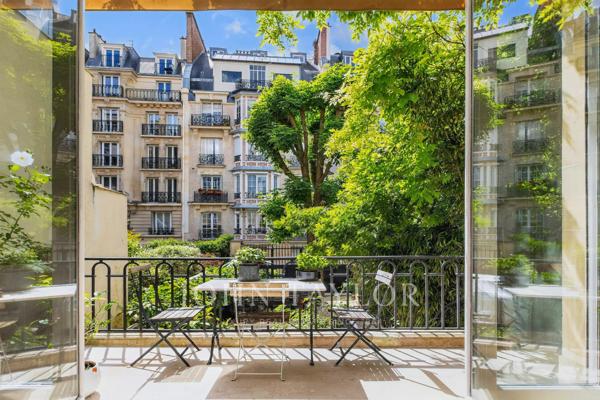 Hôtel particulier avec jardin