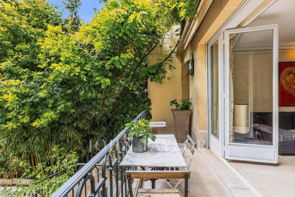 Hôtel particulier avec jardin