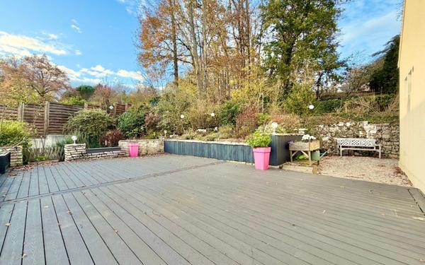 Maison à vendre    8 pièces • 193 m2 Lèves