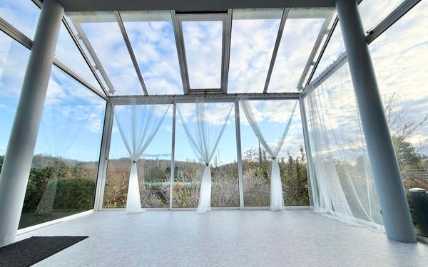 Maison à vendre    8 pièces • 193 m2 Lèves