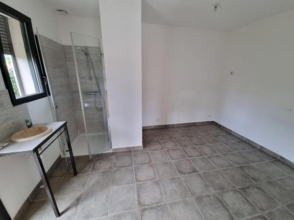 Maison Six Fours Les Plages 6 pièces 153 m2