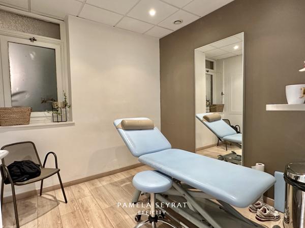 Local Commercial 5 pièces - 96 m²