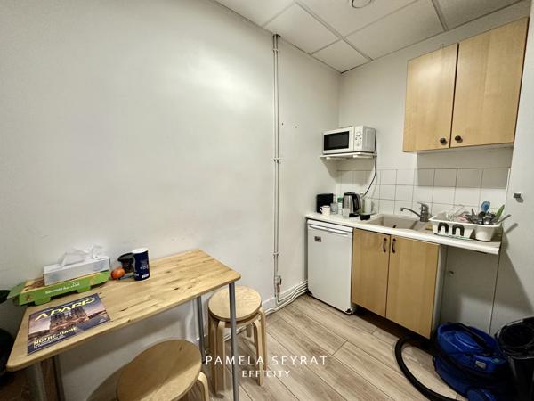 Local Commercial 5 pièces - 96 m²