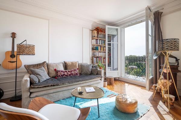 Appartement bourgeois 3 pièces 74m2 avec balcon- Paris 12