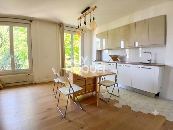 Rueil-Malmaison – Centre-ville / Richelieu : Spacieux 2 pièces de 61 m² au calme
