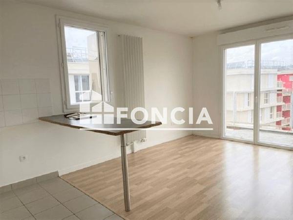 Location Appartement 2 pièces 42.06 m² - 10 RUE DE LA LUNE CORAIL Cergy 95000