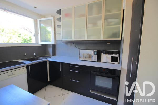 Appartement à vendre 4 pièces 72 m² Sainte-Geneviève-des-Bois