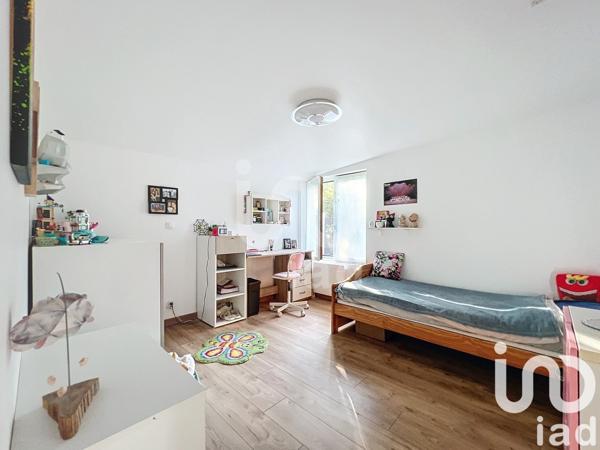 Maison traditionnelle 6 pièces de 116 m² à Chalifert (77144)