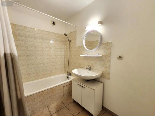 Achat - Appartement Nantes 44000 3 pièces 63 m 2 596 m 2