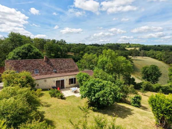 Maison ancienne - Gourdon EXCLUSIVITE - Agréable Propriété de caractère avec spacieuse maison et grange en pierre sur 3586 m² arborés