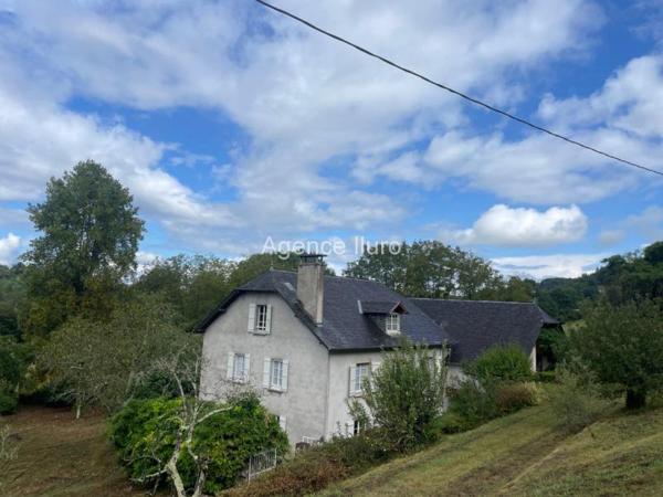 Maison - Oloron-sainte-marie - Réf.:205322 PROXIMITE OLORON - BEL ENSEMBLE COMPOSE D'UNE MAISON D'HABITATION + GRANGE RENOVEE + GRANGE ATTENANTE AVEC TERRAIN - (BAISSE DE PRIX)