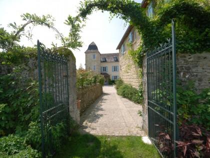 Maison - Oloron-sainte-marie - Réf.:205322 PROXIMITE OLORON - BEL ENSEMBLE COMPOSE D'UNE MAISON D'HABITATION + GRANGE RENOVEE + GRANGE ATTENANTE AVEC TERRAIN - (BAISSE DE PRIX)