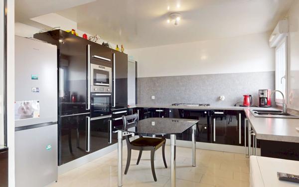 Appartement à vendre    3 pièces •  Metz