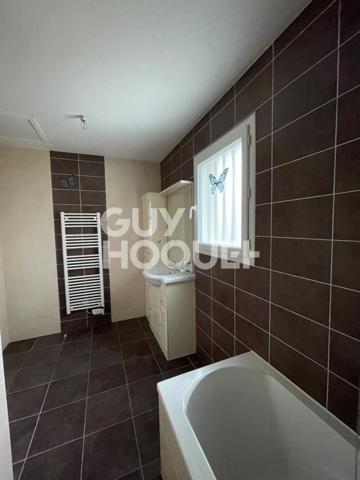 BOURGES - QUARTIER DE LA SALLE D'ARME