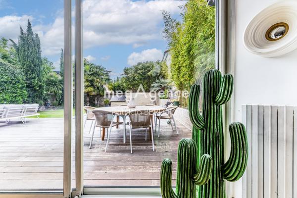 Maison à Le Perreux-sur-Marne, 94170 - 11 pièces 252m²