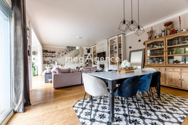 Maison à Le Perreux-sur-Marne, 94170 - 11 pièces 252m²