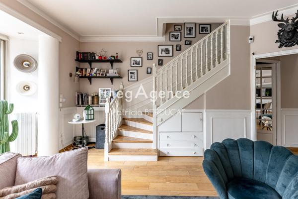 Maison à Le Perreux-sur-Marne, 94170 - 11 pièces 252m²
