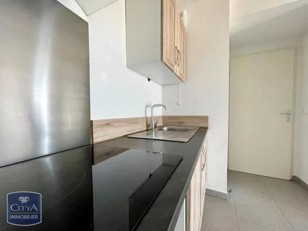 Appartement à louer 2 pièces 38.95m² Béziers (34500)