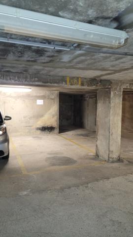 Lot de 4 places de parking // INVESTISSEMENT LOCATIF // 75012