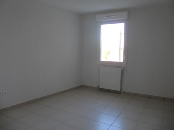 LOCATION T2 - QUARTIER JONQUIERES