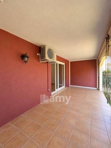 Appartement t3 avec loggia - garage et cave - piscines et tennis