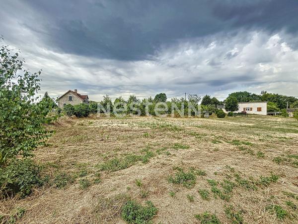 Terrain constructible à vendre de 1890 m² - Chanteix