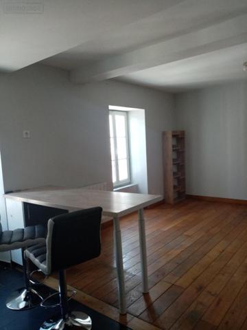 Appartement à louer à Laval en Mayenne (53000), ref : 53079-L376