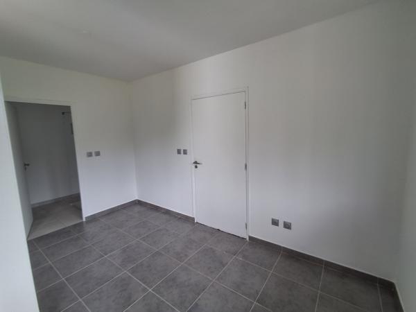 Location T2 dans une résidence neuve de standing "COQ DE ROCHE " à BADUEL