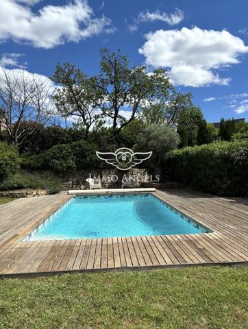 MAISON D'ARCHITECTE-4 CHAMBRES-PISCINE-DOUBLE GARAGE-PARCELLE ARBOREE DE 940 M2