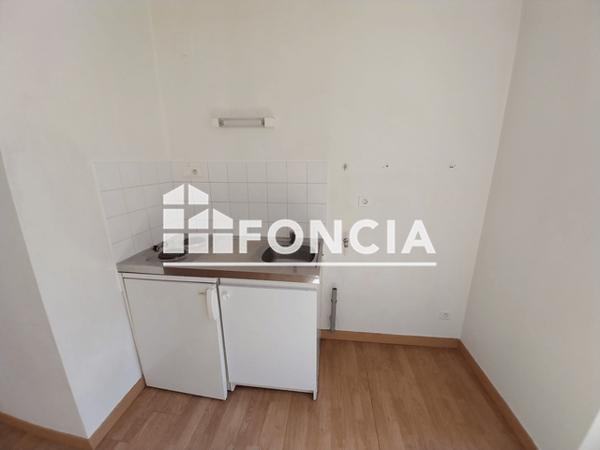 Location Studio 21 m² - 73/75 rue des Granges Besançon 25000