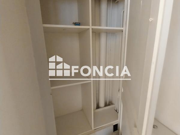 Location Studio 21 m² - 73/75 rue des Granges Besançon 25000