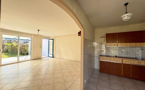 Maison à vendre    3 pièces • 76 m2 Mérignac