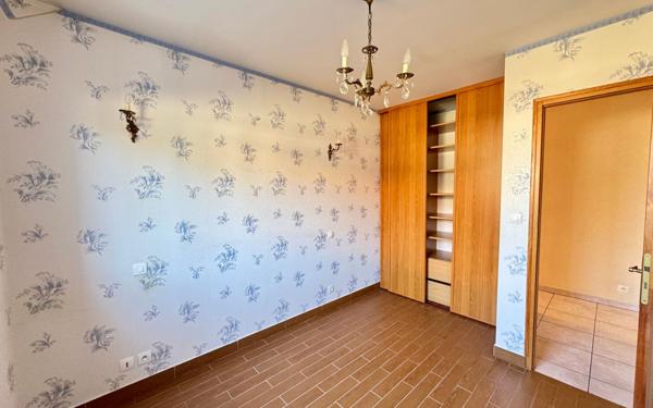 Maison à vendre    3 pièces • 76 m2 Mérignac