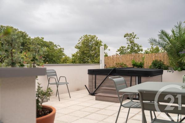 Appartement F4 à vendre  4 pièces - 102 m 2   BAYONNE  - 64