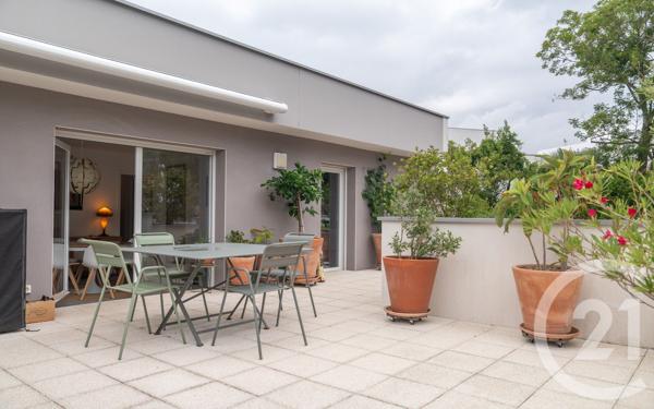 Appartement F4 à vendre  4 pièces - 102 m 2   BAYONNE  - 64