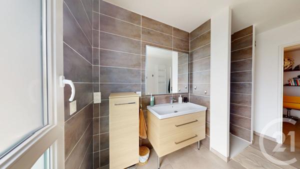 Appartement F4 à vendre  4 pièces - 102 m 2   BAYONNE  - 64