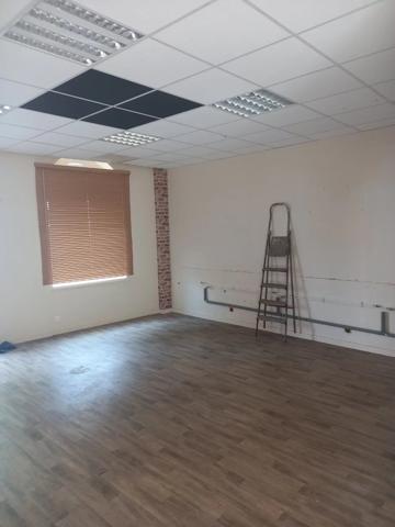 Location                                                      Local commercial
                        
                     2 pièces                      50 m2                     à Hénin-Beaumont