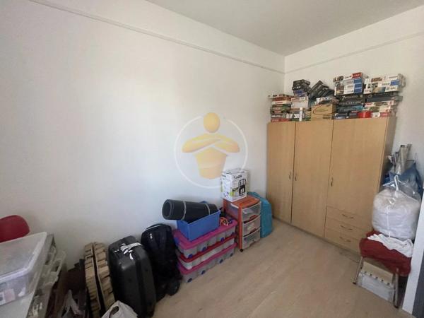 Vente                                                      Maison
                        
                     4 pièces                      78 m2                     à La Fère