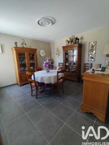 Maison à vendre 6 pièces 130 m² Aujargues