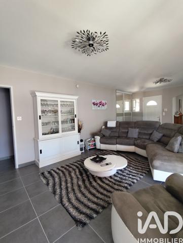 Maison à vendre 6 pièces 130 m² Aujargues