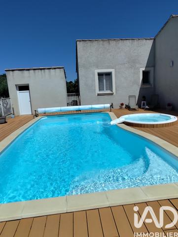 Maison à vendre 6 pièces 130 m² Aujargues