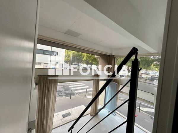 Location Local commercial 2 pièces 52.4 m² - 10 rue Deurbroucq Nantes 44000