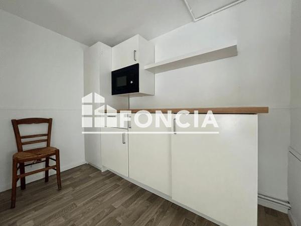 Location Local commercial 2 pièces 52.4 m² - 10 rue Deurbroucq Nantes 44000