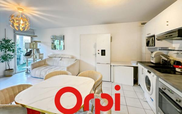 Appartement à vendre    2 pièces • 43 m2 Cuers