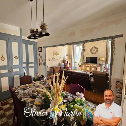 Maison 205 m² – 8 pièces – 6 chambres – fort potentiel