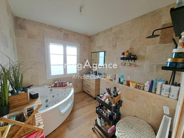 Maison à AUXI-LE-CHATEAU, 62390 - 6 pièces 135m²